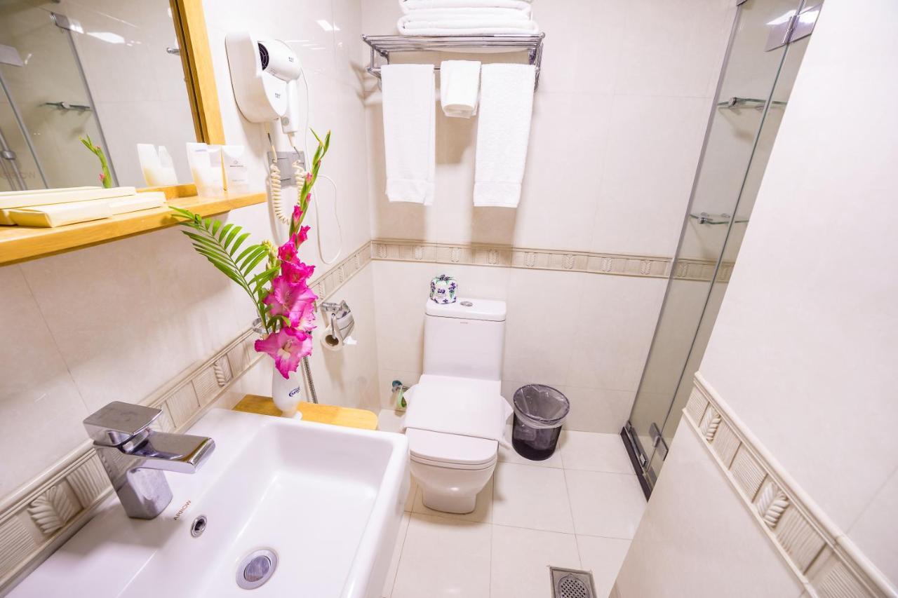 Nascent Gardenia Luxury Suites Дака Екстериор снимка