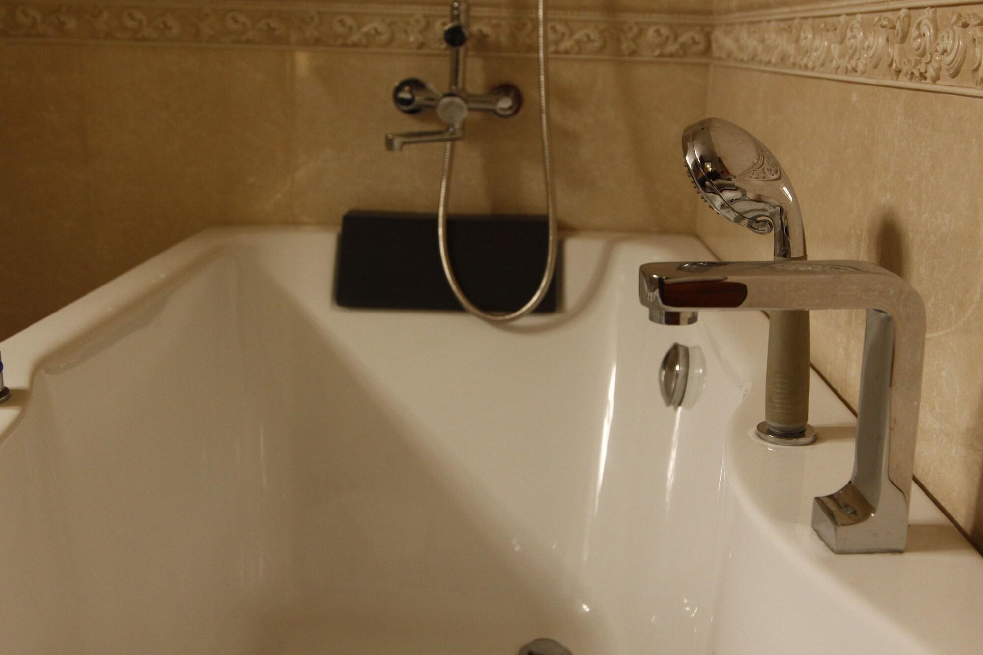 Nascent Gardenia Luxury Suites Дака Екстериор снимка