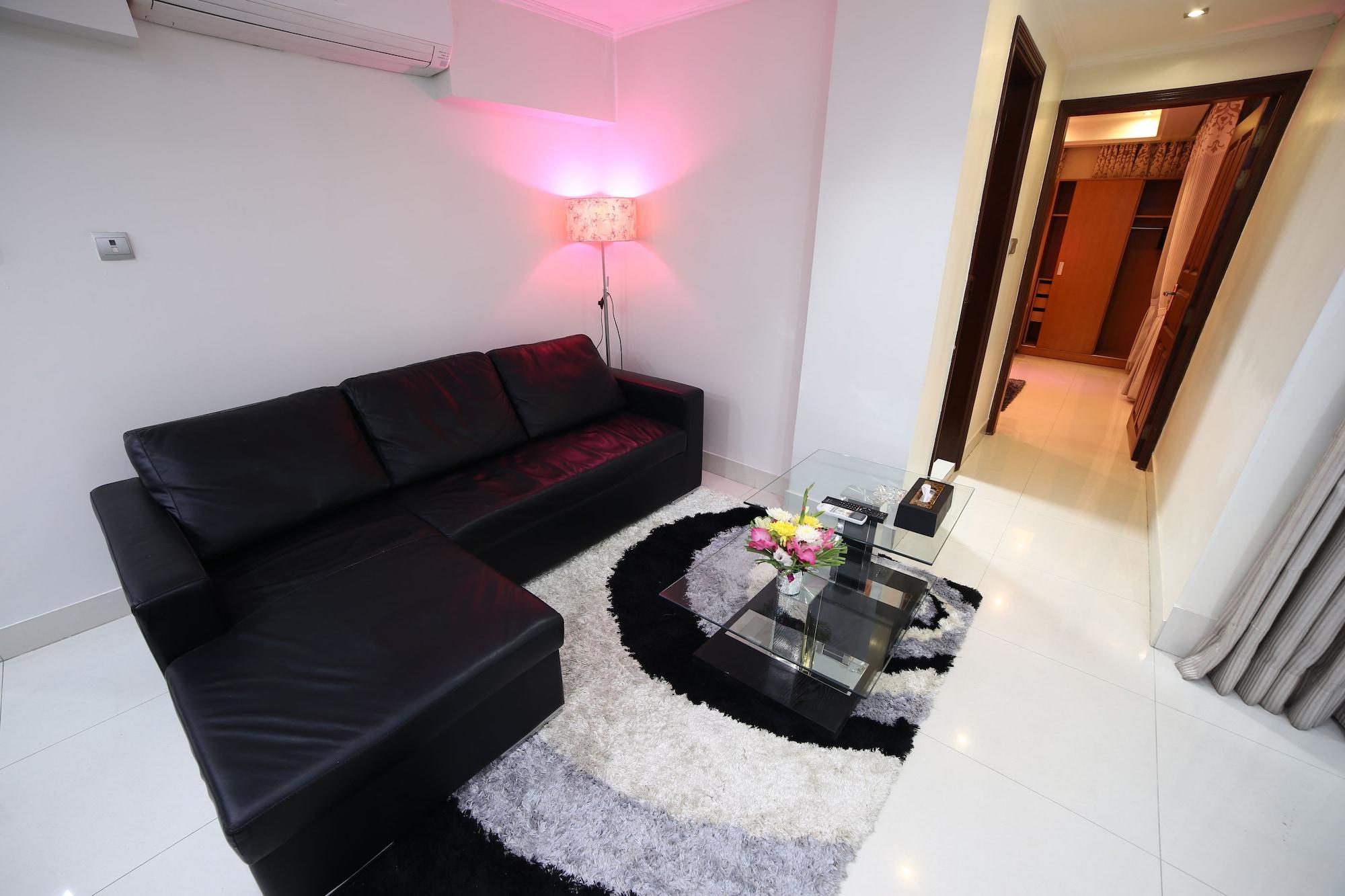 Nascent Gardenia Luxury Suites Дака Екстериор снимка