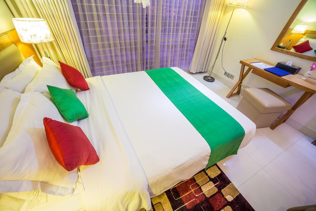 Nascent Gardenia Luxury Suites Дака Стая снимка