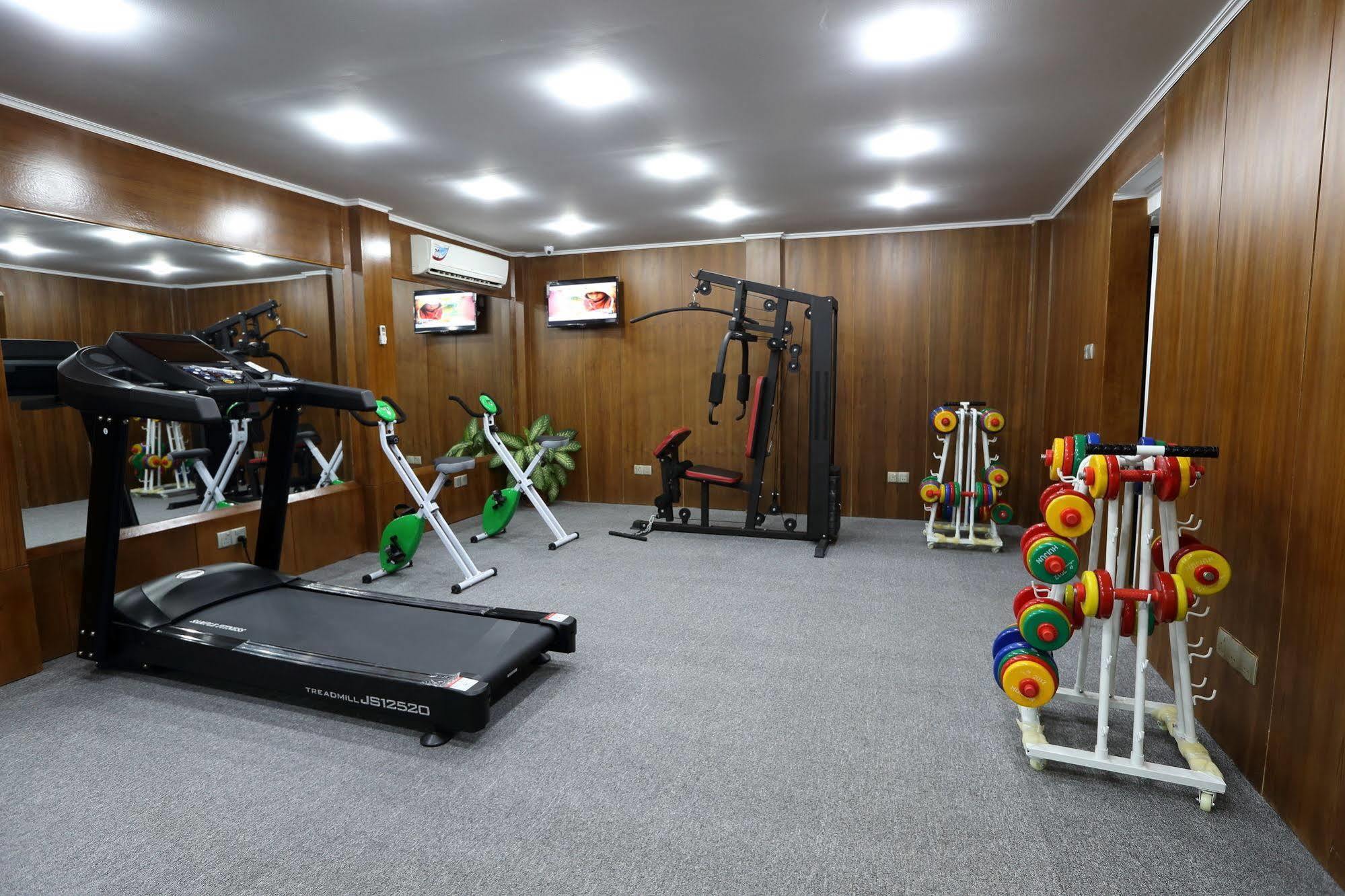 Nascent Gardenia Luxury Suites Дака Екстериор снимка