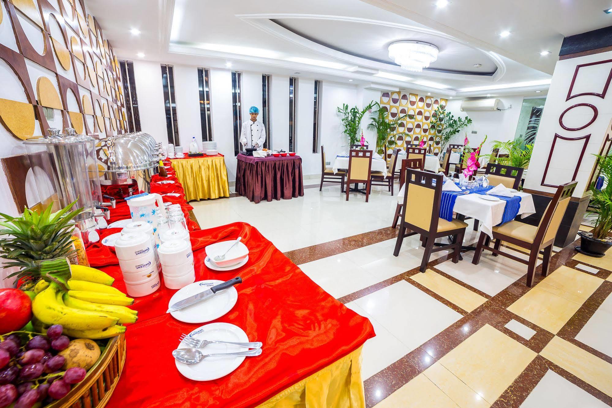 Nascent Gardenia Luxury Suites Дака Екстериор снимка